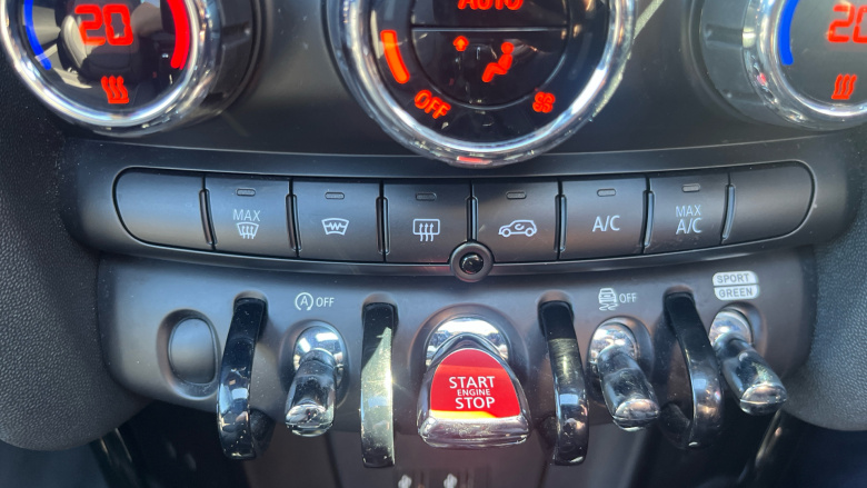 MINI Hatchback 1.5 Cooper II 3dr Petrol Hatchback